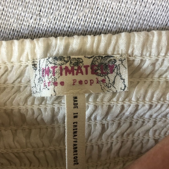 Women's Intimately Free People White Textured Fabric Lacy Mini Dress. Size XS - Picture 12 of 16